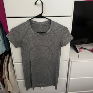 Lululemon swiftly tech